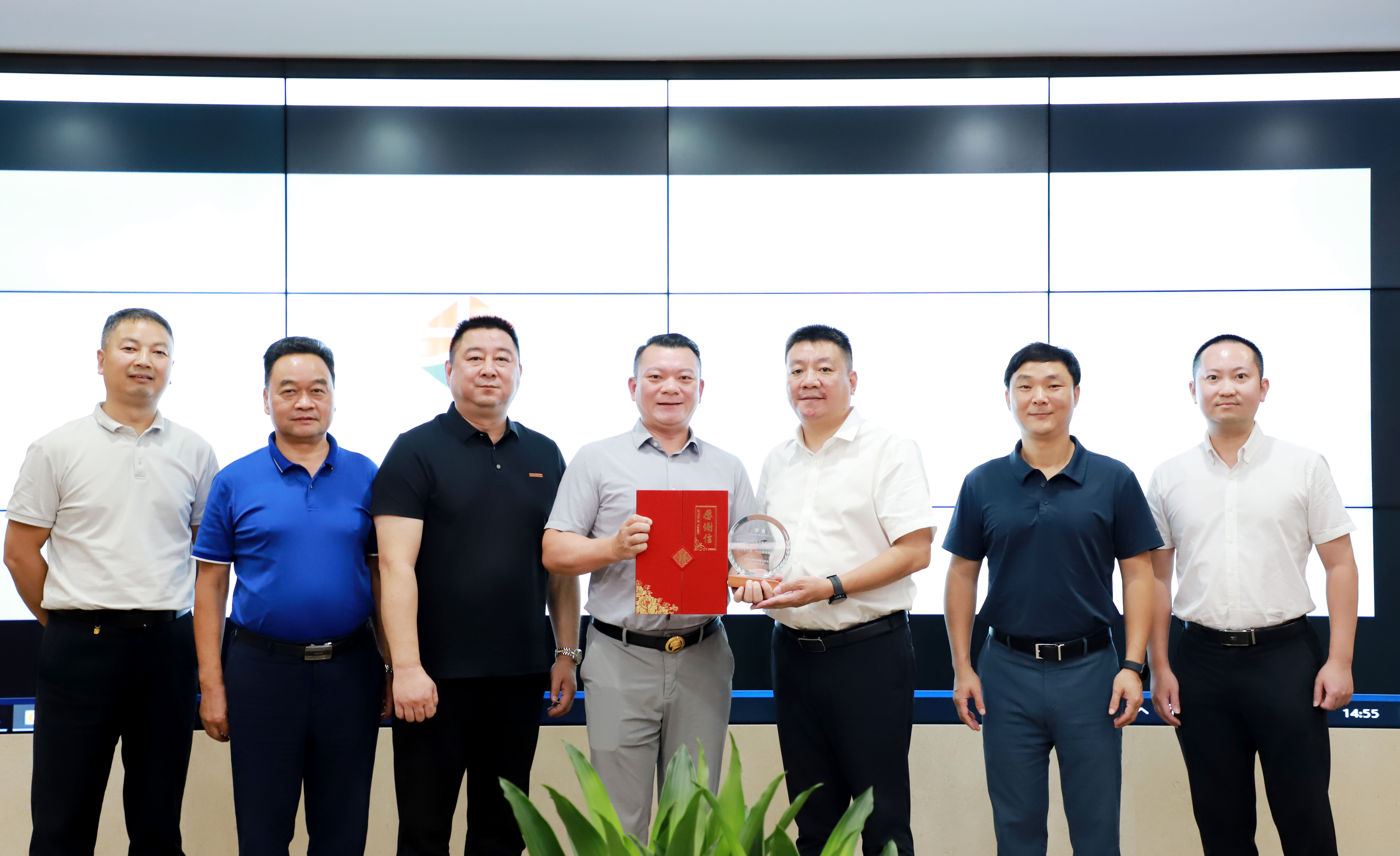 助力‘AI 市集’建設(shè)，中深裝集團獲福保街道感謝信